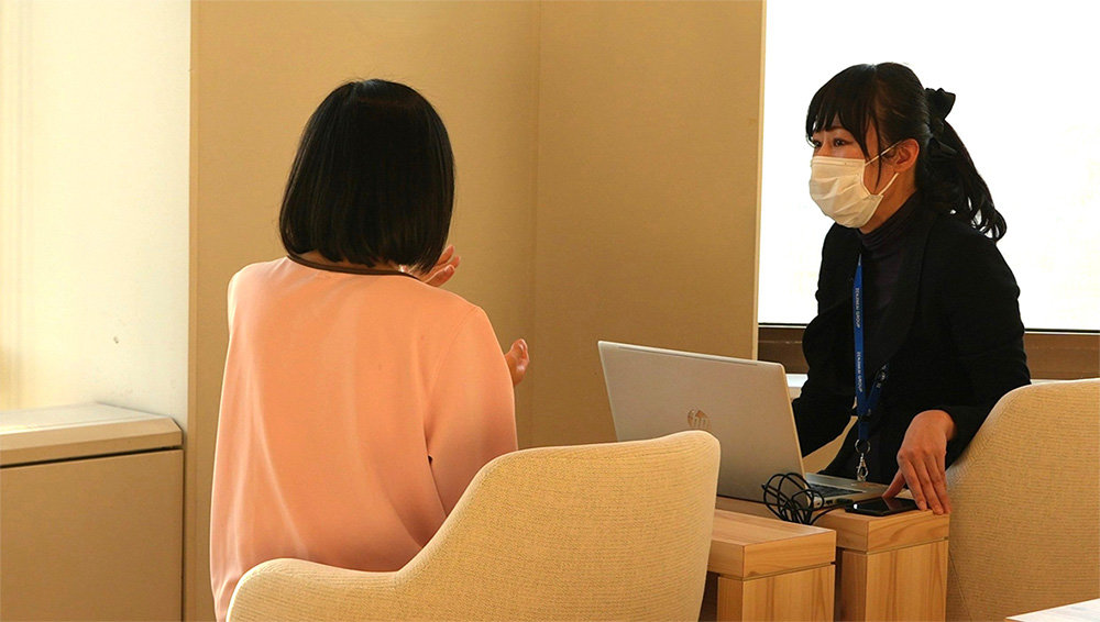 インタビュー写真①